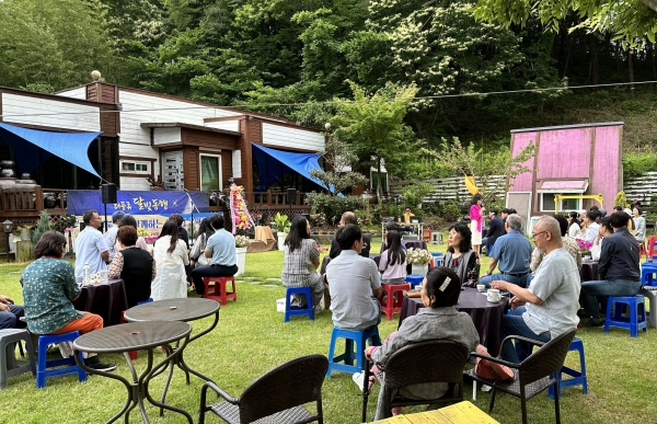 ▲지난 10일 장성군 황룡면에서 ‘전통주와 함께하는 어울림음악회’가 열렸다.(사진제공=장성군)