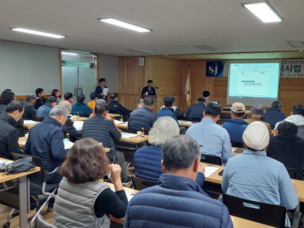 ▲영암군이 지난 16일 ‘2024년 산림소득분야 사업설명회’를 가졌다.(사진제공=영암군)