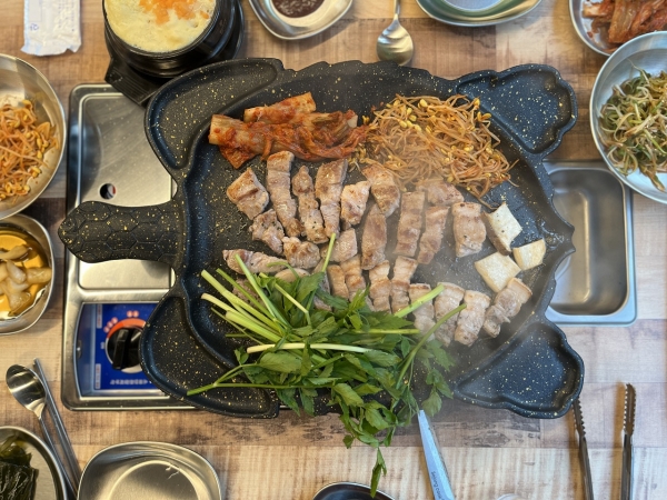 ▲일거양득 일타쌍피 ‘미나리 삼겹살’(사진제공=순천시)