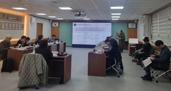 ▲목포시가 시내버스 시민 공론화위원회를 진행하면서 의제별 논의를 지속해 나가고 있다.(사진제공=목포시)