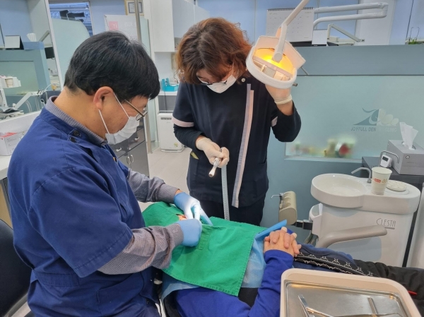 ▲고흥군은 ‘어르신 틀니·임플란트 본인부담금 지원사업’을 추진 중이다.(사진제공=고흥군)