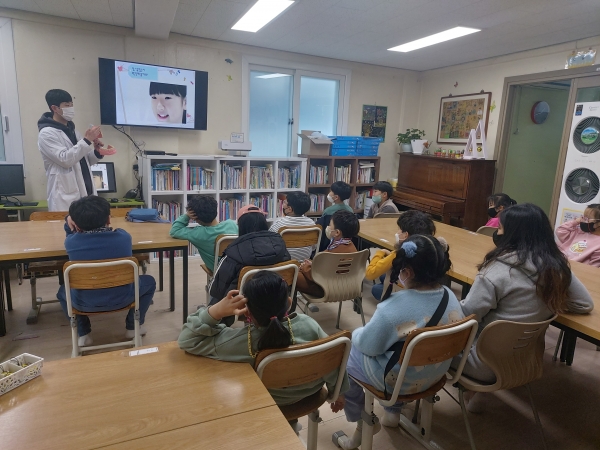 ▲담양군은 지역아동센터를 방문 구강건강 교육을 진행했다.(사진제공=담양군)