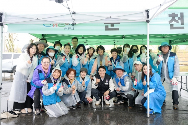▲내 나무 나누어주기 행사(사진제공=순천시)