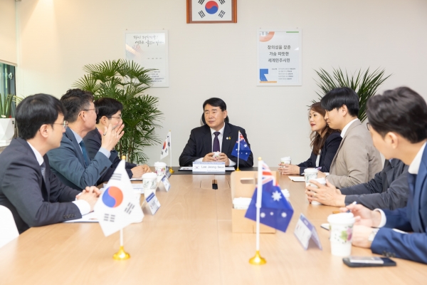▲광주시교육청이 지난 16일 호주 뉴사우스웨일즈(NSW)주에서 운영하는 TAFE(국립교육기관)와 직업 기술 교육 교류 협의를 진행했다.(사진제공=광주광역시교육청)