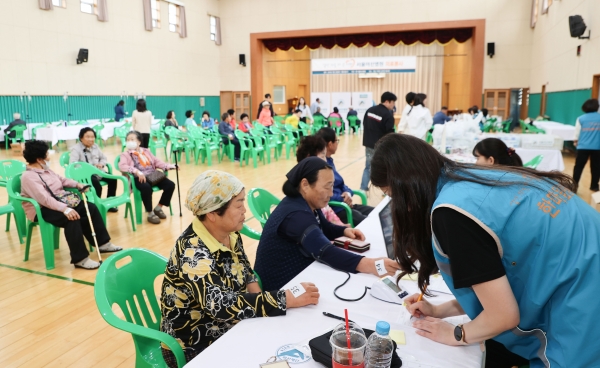 서울아산병원, 구례군 의료취약계층을 위한 의료봉사 펼쳐