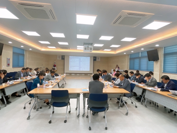 ▲곡성군은 지난 9일 ‘곡성군 지속가능발전 기본전략 및 추진계획 수립 용역’ 최종보고회를 개최했다.(사진제공=곡성군)