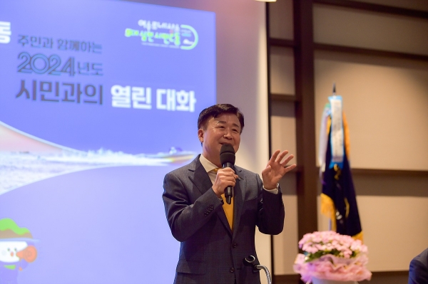 ▲정기명 여수시장이 2년 연속공약이행을 가장 잘 하는 기초자치단체장에 선정됐다.(사진제공=여수시)