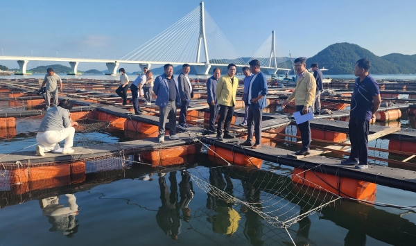 ▲수산분야 실태 점검(사진제공=전라남도)