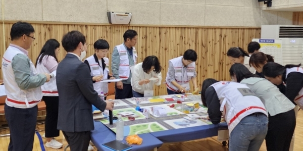 ▲재난 및 다수 사상자 발생 대비 교육을 진행하고 있다.(사진제공=보성군)