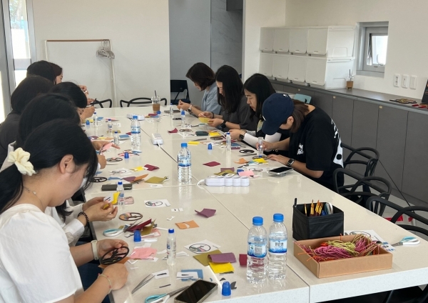▲풍경 만들기(사진제공=완도군)