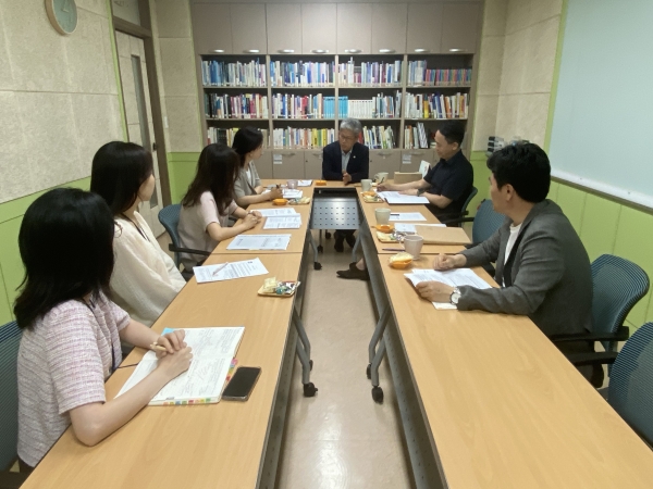 ▲광주시교육청이 학교폭력 관련 및 학교부적응 학생 맞춤형 기관을 방문해 협의회를 개최했다.(사진제공=광주광역시교육청)