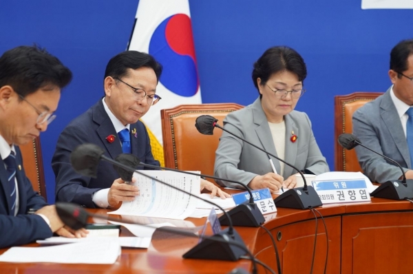 ▲더불어민주당은 여수·순천 10·19사건 진상규명과 명예회복을 위한 특별위원회’를 공식 출범시켰다(사진제공=더불어민주당)