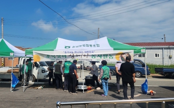 ▲운남면 새마을협의회 초복 맞이 삼계탕 나눔 봉사활동(사진제공=무안군)