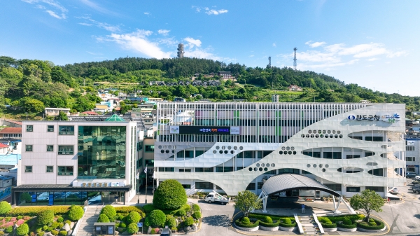 ▲완도군청 전경(사진제공=완도군)