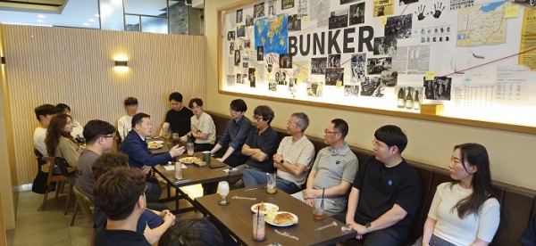▲전남교육청 소속 기술직 공무원들이 청렴소통의 날 간담회를 갖고 있다.(사진제공=전라남도교육청)