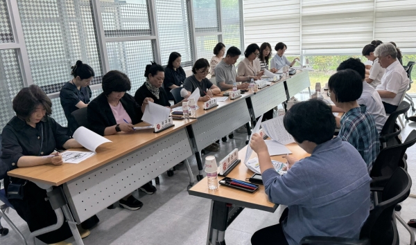 ▲광주광역시는 지난 22일 오후 코로나19 유행에 대응해 ‘지역의료(민‧관) 협의체’ 회의를 개최했다.(사진제공=광주광역시)