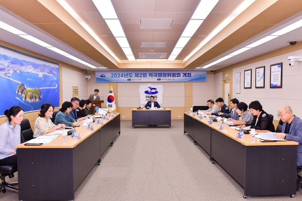 ▲여수시는 지난 5일 적극행정위원회 최종심사를 통해 2024년 상반기 적극행정 우수사례 7건을 선정했다.(사진제공=여수시)