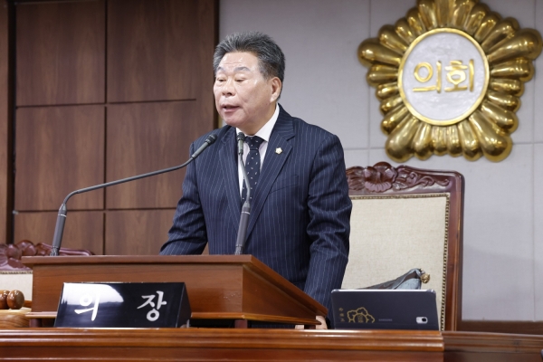 ▲순천시의회는 6일 제281회 임시회 제2차 본회의를 열어 총 20건의 일반안건을 심의·의결하고 8일 간의 임시회 일정을 마무리했다.(사진제공=순천시의회)