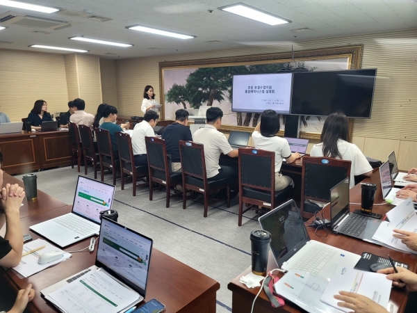 ▲전남교육청이 초등 보결수업지원 통합예약시스템 활용 연수를 갖고 있다.(사진제공=전라남도교육청)