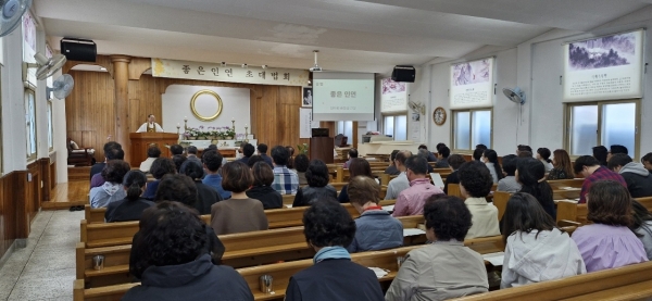 ▲원불교 순천교당은 27일 순천교당 2층 대각전에서 좋은 인연 초대법회를 열었다.(사진=이기장 기자)