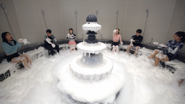 ▲완도해양치유센터 해조류 거품 테라피(사진제공=완도군)