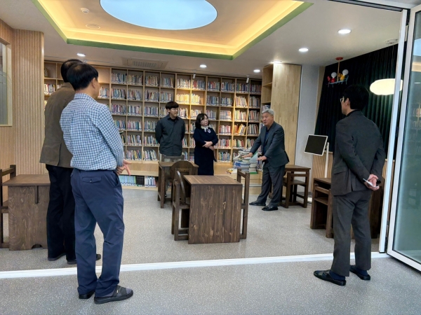 ▲문덕초 학교 현안 점검(사진제공=보성교육지원청)