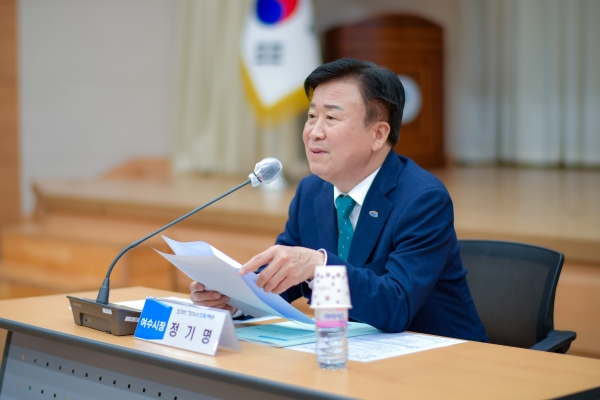 ▲정기명 여수시장이 한파 대비 동절기 대비 분야별 재해 대책 추진에 만전을 기할 것을 당부했다.(사진제공=여수시)