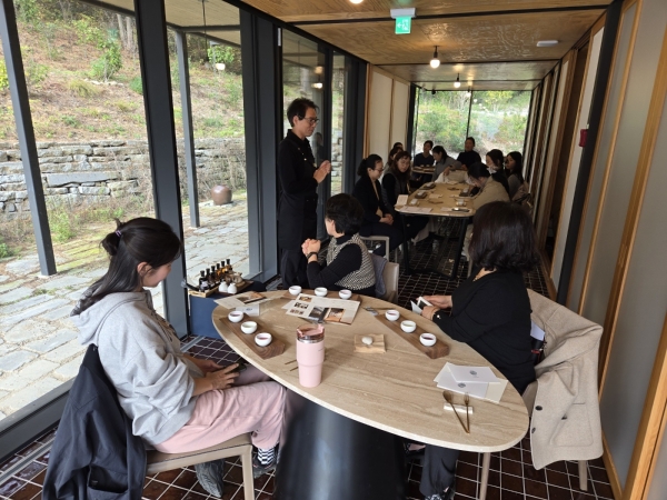 ▲보성교육지원청은 지난 20일 관내 병설유치원 교사 16명을 대상으로 수업 나눔 ‘우리누리’ 연찬회를 실시했다.(사진제공=보성교육지원청)
