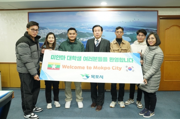 ▲목포시가 미얀마 대학생 초청해 목포권 대학 해외홍보에 나섰다.(사진제공=목포시)