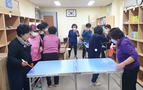 ▲어르신 놀이용품 공유센터 운영(사진제공=광주시 남구)