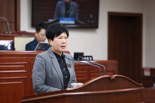 ▲순천시의회 서선란 의원이 26일 제284회 임시회 제2차 본회의에서 ‘전라남도 국립의과대학 설립’를 촉구했다(사진제공=순천시의회)