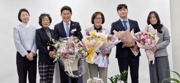 ▲ (사)한국부인회 순천시지회는 10일 오후 2시 순천 생태비즈니스센터 3층 다목적홀에서 제5대 최두례 회장 이임식과 제6대 문미영 회장 취임식을 개최했다.(사진=이기장 기자)