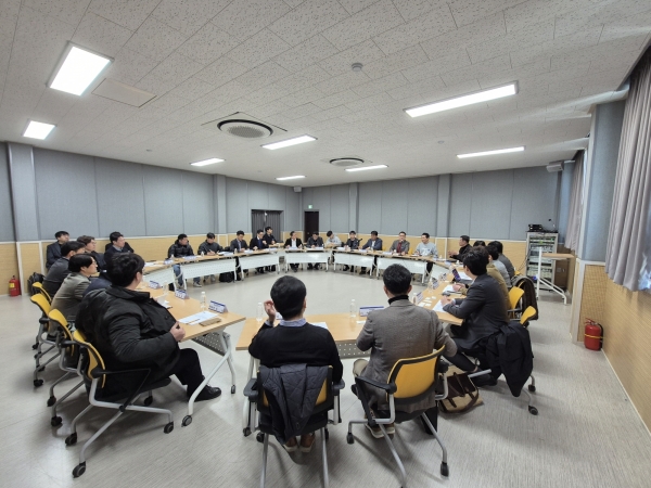 ▲영광군은 지난 6일 대규모 해상풍력 발전사업자 간담회를 개최했다.(사진제공=영광군)