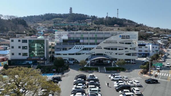 ▲완도군청 전경(사진제공=완도군)