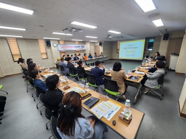 ▲화순군은 지난 20일 ‘2025년 화순군 자살예방 간담회’를 개최했다.(사진제공=화순군)