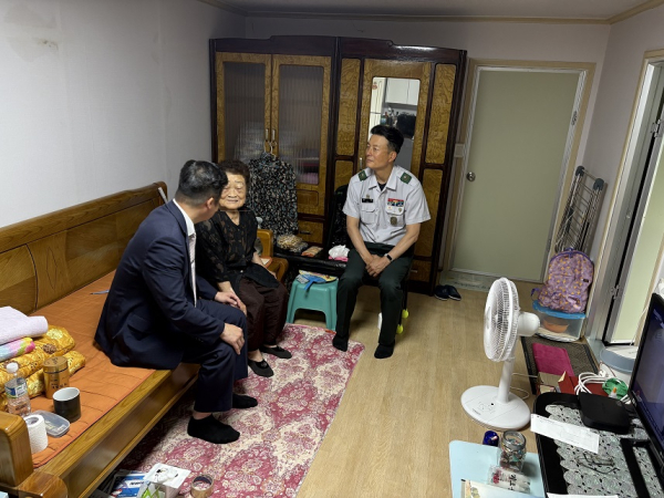 순천시 덕연동, 호국보훈의 달 맞아 국가유공자 위문품 전달