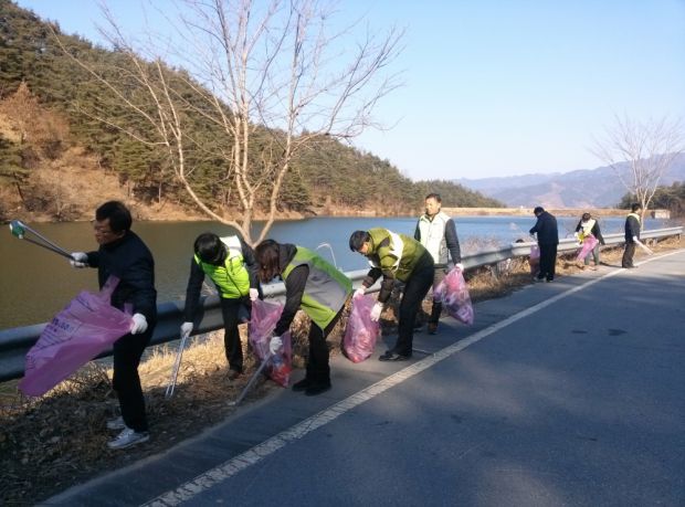 클릭하면 큰 이미지로 볼수 있습니다.