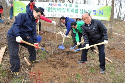 크기변환_2. 제69회식목일 식수1.JPG