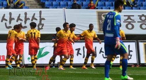 크기변환_외부기관 제공_사진_광주FC.jpg