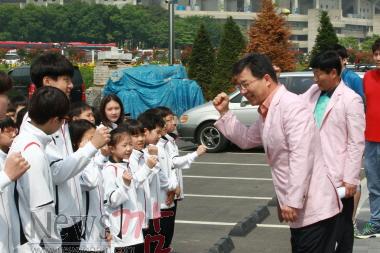 크기변환_도교육청 전국소년체전 정병걸부교육감격려.JPG