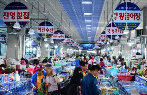 크기변환_여수수산물특화시장.JPG