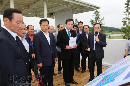 크기변환_이 지사, 세풍산단 현장 방문.jpg