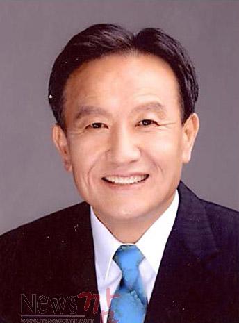 크기변환_김동삼+의장님.jpg