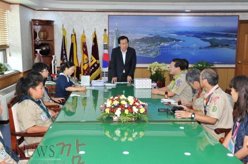 크기변환_고이치_스카우트_환담1[1].JPG