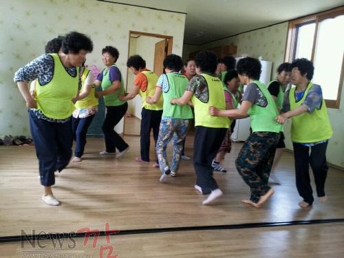 크기변환_12-보건소_강강술래[1].jpg