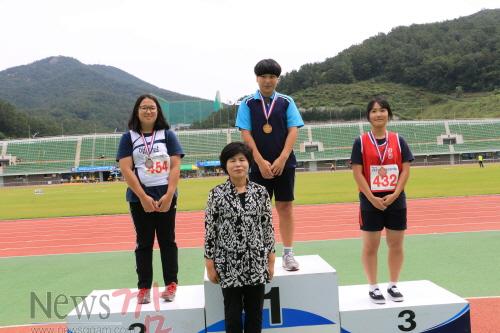 크기변환_교육감기+학년별+육상경기대회02+(1)[1].jpg