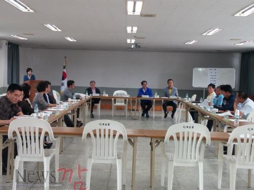 크기변환_제5회_읍민의날_및_2014_경로위안잔치1[1].jpg