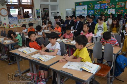 크기변환_수업선도교사공개수업사진(계산초)[1].jpg