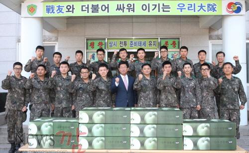 크기변환_취임_1백일_군부대_방문-강인규_시장_1[1].JPG