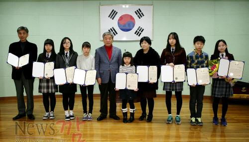 크기변환_3-1(독서왕 선발 대회 성황리 마무리).jpg